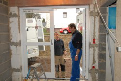 . . . sind mit der Arbeit zufrieden . . .