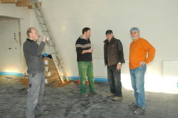 Ahrbitur Anwrter in Lauerstellung.