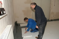 Pass op Karl Heinz ech mache en Strech . . . 