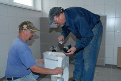 . . . wer gut einschmiert . . .