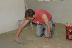 Volker hat einen Alten Spachtel. Ergibt aber ein schnes Muster.