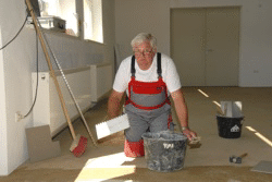 Rainer war auch mal bei der Marine. Das Morsen hat er noch nicht verlernt.