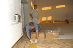 Ludger ist erstaunt ber die zgigen Arbeiten.