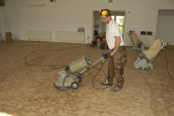 Tatschlich Martina , da haste recht. Guck mal Sascha . . . 