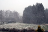 Eine Schneeschauer jagdt die andere. Am Tag um null Grad, nachts Frost