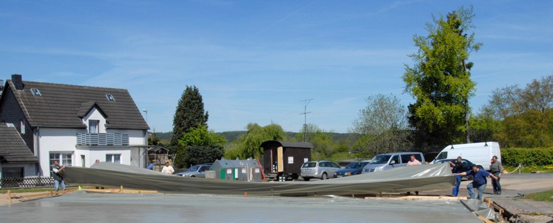 Hochzeitbrautkleidschleppentrger  im Einsatz . . . 