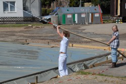 Ich kann sogar ber Kopf spritzen . . . 