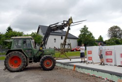 Guck dir das mal an, so ein schner Bitburgerzapfanlagenkrahn . . .