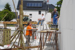 . . . lass das kleine Steinchen kommen . . .