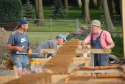 Was tut man nicht alles fr eine schne lange Theke . . .