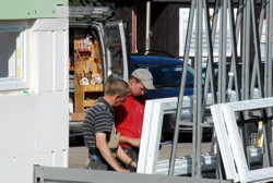 Na, welches Fenster kommt wohin? Alle sehen gleich wei aus . . .