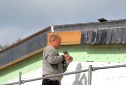 Das ist ein "Giebelverkleider"