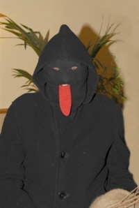 …und als diensthabender Hans Muff. Foto Hejo Mies 2011 …und als diensthabender Hans Muff. Foto Hejo Mies 2011