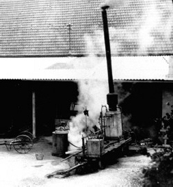 Dmpferkolonne im Einsatz um 1950. Copyright : Festausschu Auhausen, Robert Kauler   