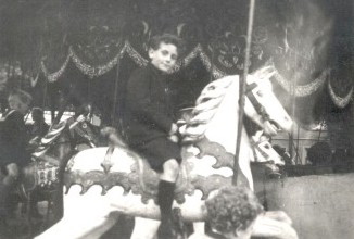 Auf der Kirmes in Blankenheim um 1942 (Bild: Archiv Autor)