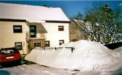 Aan Muue im Winter 2010/11. Graphik sowie Fotos 5 bis 7 : Johann Vossen